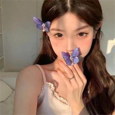 没有护照的女人